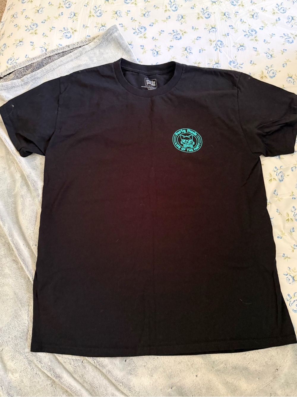 Men's Black Short-Sleeve Tee with Teal Chest Graphic